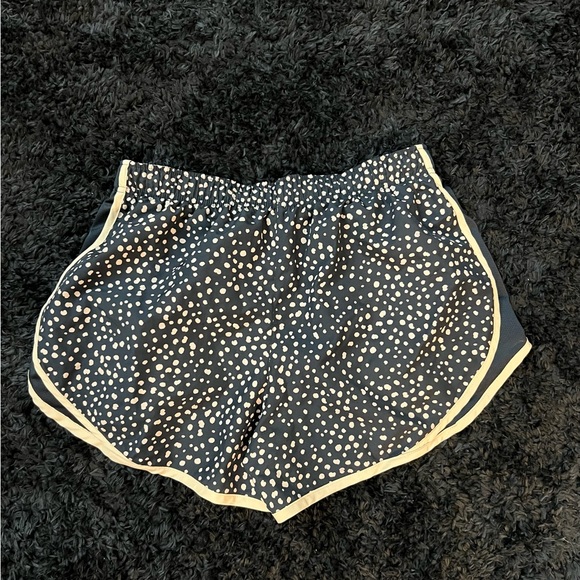 NIKE Dri-Fit Tempo Running Shorts NWOT - Picture 6 of 10